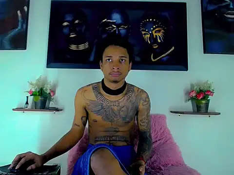 Tatoo Noah online show from March 4, 1:30 pm