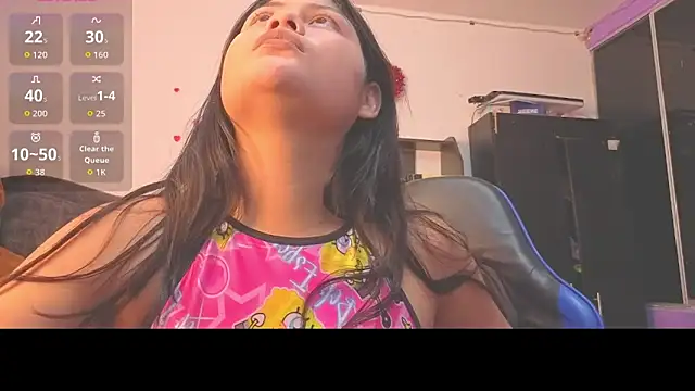 Snapshot of BadKittyy chatting on February 21, 9:22 am BadKittyy online show from February 21, 9:22 am