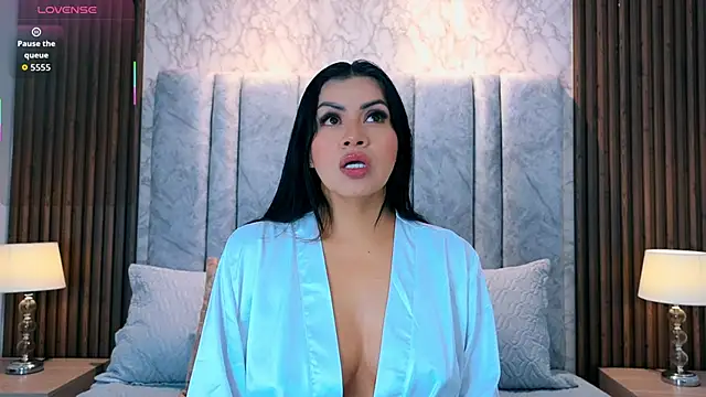 naomy smithxx online show from February 12, 10:59 am