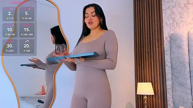 naomy smithxx online show from March 20, 11:11 am