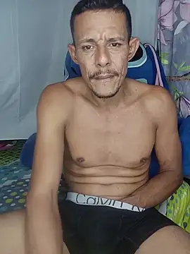 juanmaur22 online show from February 13, 8:20 pm