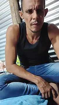 juanmaur22 online show from January 18, 12:03 am