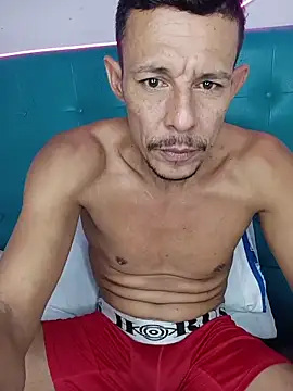 juanmaur22 online show from February 15, 4:17 pm