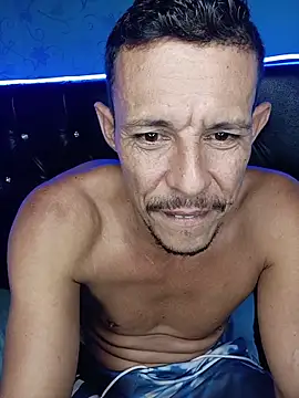 juanmaur22 online show from February 15, 12:22 am