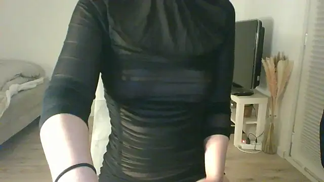 Noira xxx online show from March 26, 7:45 pm