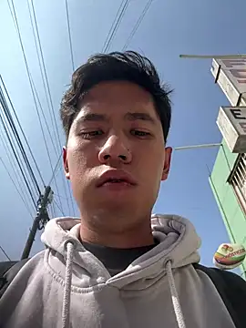 Snapshot of Jleonardolr chatting on March 12, 9:41 pm Jleonardolr online show from March 12, 9:41 pm