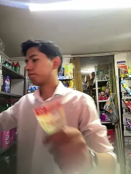 Snapshot of Jleonardolr chatting on March 11, 11:32 pm Jleonardolr online show from March 11, 11:32 pm