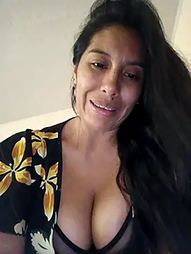 LizaLorini online show from April 25, 5:43 pm