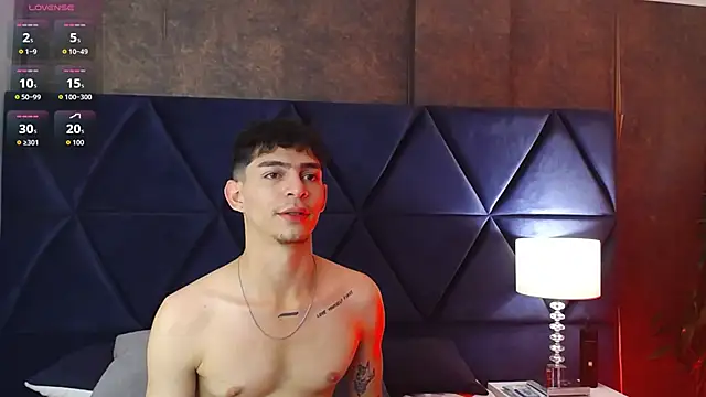 Logan Woods online show from February 27, 12:27 pm