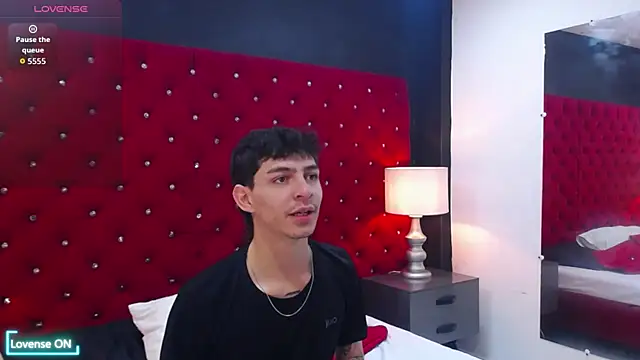 Logan Woods online show from February 8, 6:16 pm