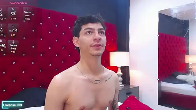 Logan Woods online show from February 10, 9:30 am