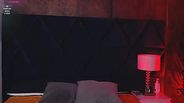 Logan Woods online show from March 4, 11:18 am