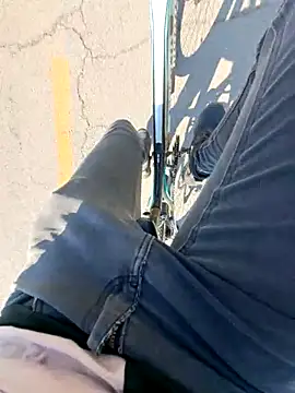 Snapshot of Charlyx-20 chatting on February 17, 9:12 pm Charlyx-20 online show from February 17, 9:12 pm