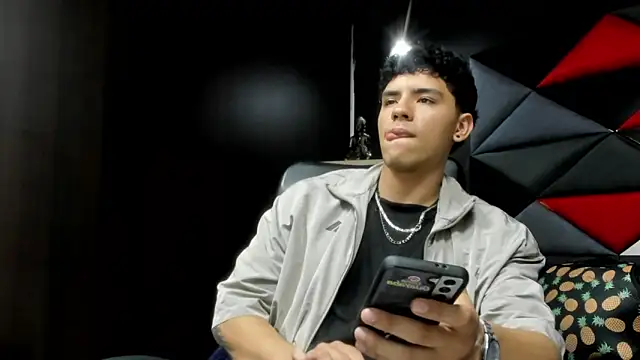 Tobias Vega online show from March 27, 12:19 am