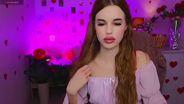 Snapshot of Anna_Lumina chatting on February 19, 8:50 pm Anna Lumina online show from February 19, 8:50 pm