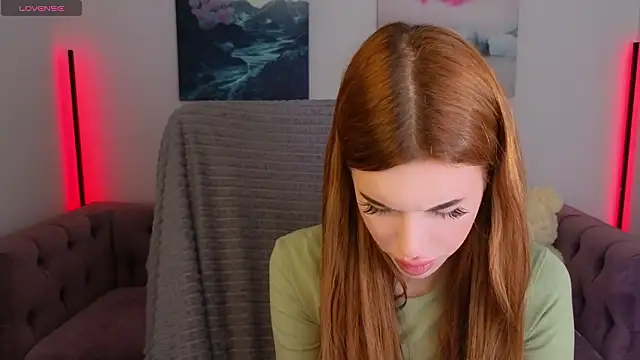 Snapshot of Anna_Lumina chatting on February 5, 8:48 pm Anna Lumina online show from February 5, 8:48 pm