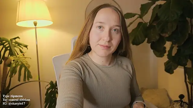 Scarlett NoirMuse online show from March 6, 9:10 pm