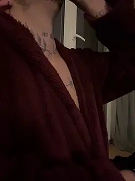 InkedGuy1 online show from February 6, 9:55 pm