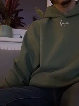 InkedGuy1 online show from February 22, 12:02 am