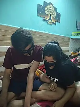 ZyphiaLive online show from February 24, 7:15 pm