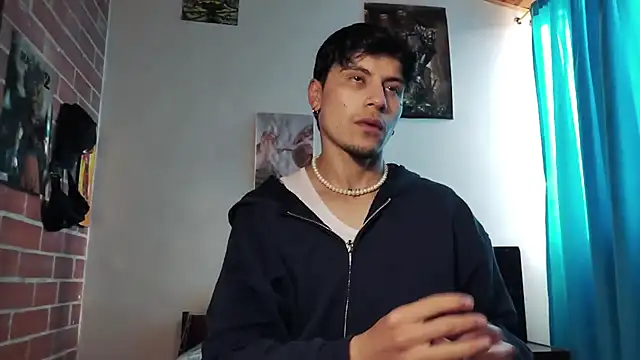 Snapshot of PaulDamico chatting on July 14, 12:33 pm PaulDamico online show from July 14, 12:33 pm