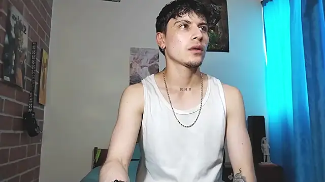 Snapshot of PaulDamico chatting on June 7, 6:24 pm PaulDamico online show from June 7, 6:24 pm