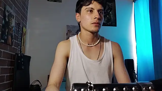 PaulDamico online show from May 11, 6:27 pm