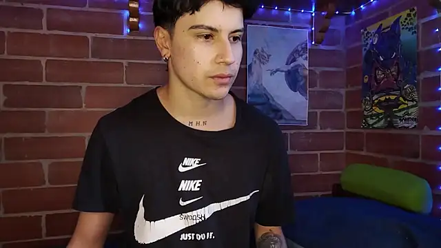 PaulDamico online show from February 10, 1:32 pm