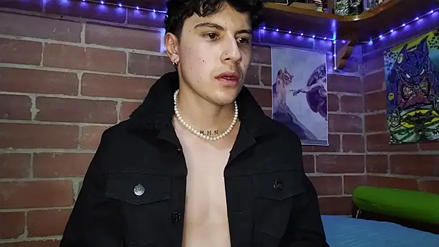 PaulDamico online show from March 5, 11:10 pm