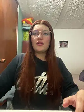 Snapshot of Vixroy7 chatting on June 17, 12:00 am Vixroy7 online show from June 17, 12:00 am