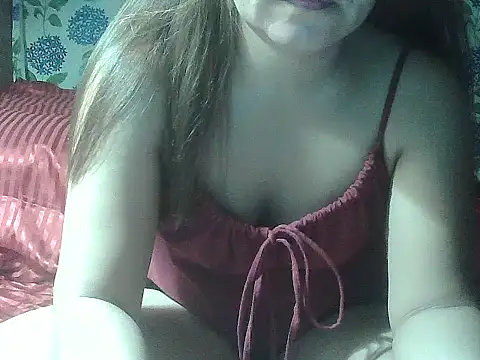 juliana babe online show from April 8, 11:28 pm