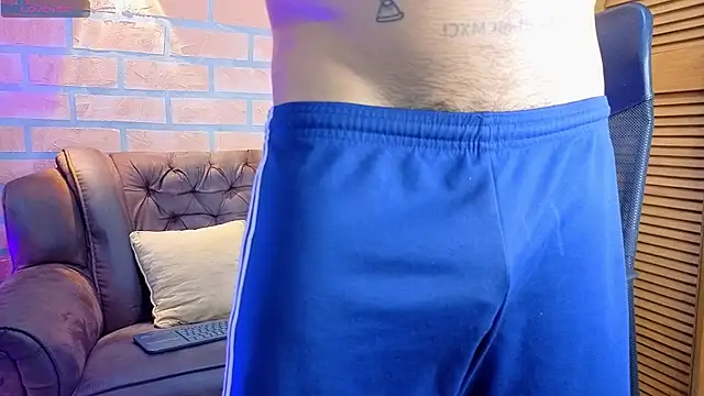 mister eithan online show from March 8, 2:04 am