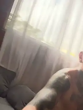 mister eithan online show from April 1, 1:52 pm