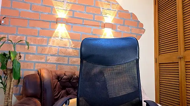 mister eithan online show from February 21, 2:13 am