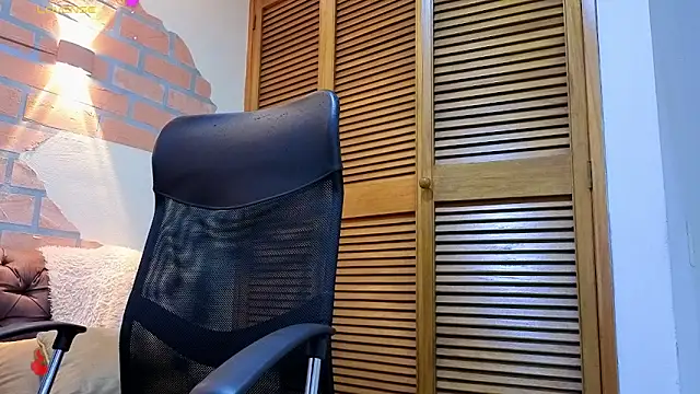 mister eithan online show from March 2, 2:34 am