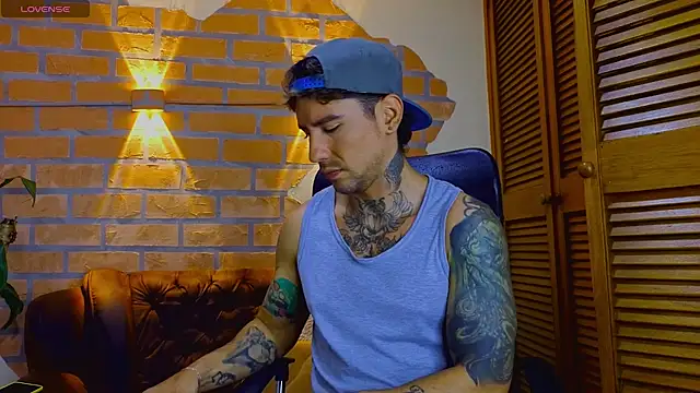 mister eithan online show from January 19, 2:48 am