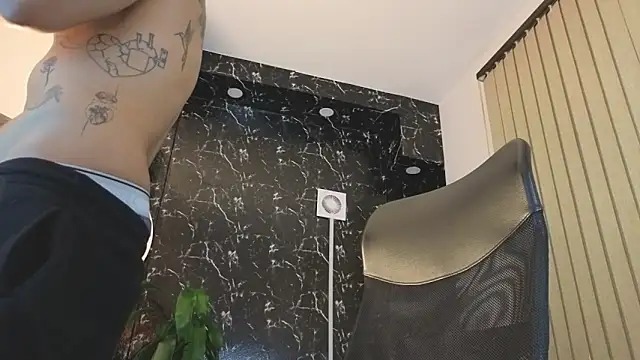 mister eithan online show from April 16, 3:29 am