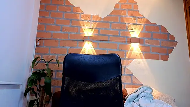 mister eithan online show from February 8, 2:42 am