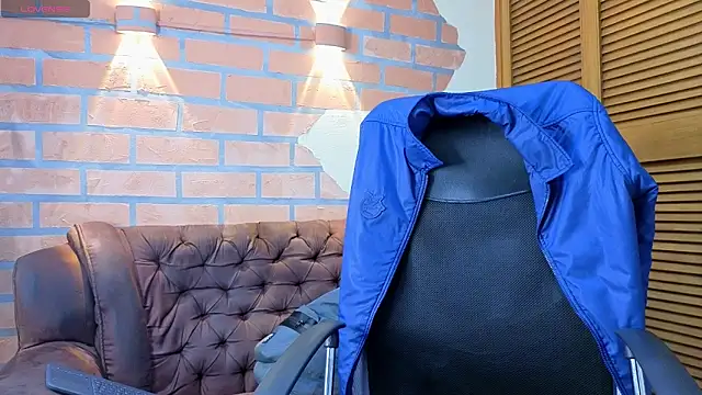 mister eithan online show from March 11, 2:27 am