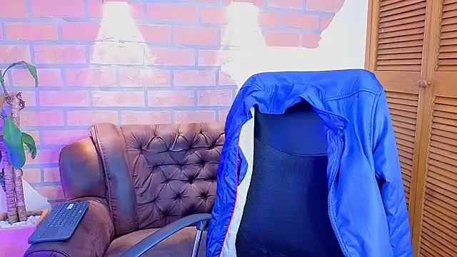 mister eithan online show from March 12, 1:33 am