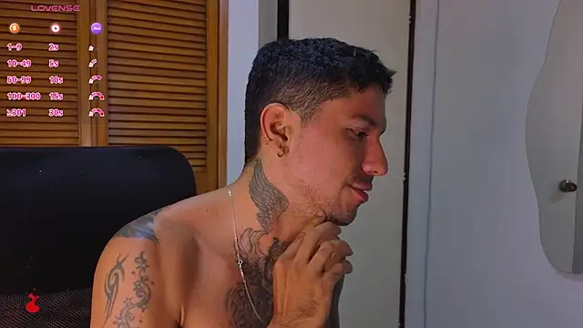 mister eithan online show from April 9, 2:24 am