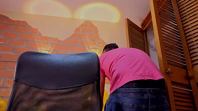 mister eithan online show from March 27, 2:31 am