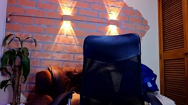 mister eithan online show from February 14, 2:34 am