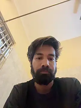 priyansh92924 online show from June 9, 5:36 pm