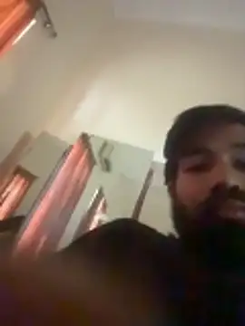 priyansh92924 online show from June 14, 2:24 am