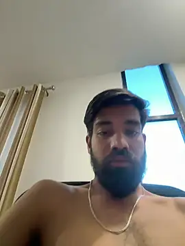 priyansh92924 online show from March 25, 12:59 pm