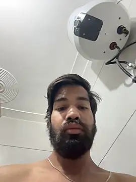 priyansh92924 online show from June 18, 1:59 am