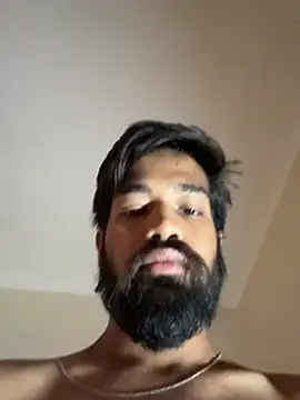priyansh92924 online show from May 29, 5:24 am