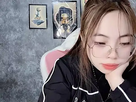 Suki 99 online show from January 18, 3:26 pm