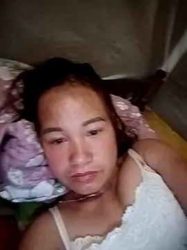 cutebobi online show from March 8, 8:23 pm